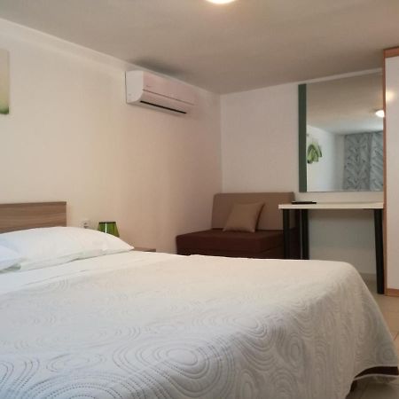 Appartement Apartman Anni à Poreč Extérieur photo